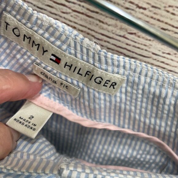 VINTAGE TOMMY HILFIGER SEERSUCKER CONVERTIBLE PANTS IN BLUE AND WHITE STRIPES - Picture 10 of 10